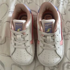 Puma Kids White and Pink Sneakers